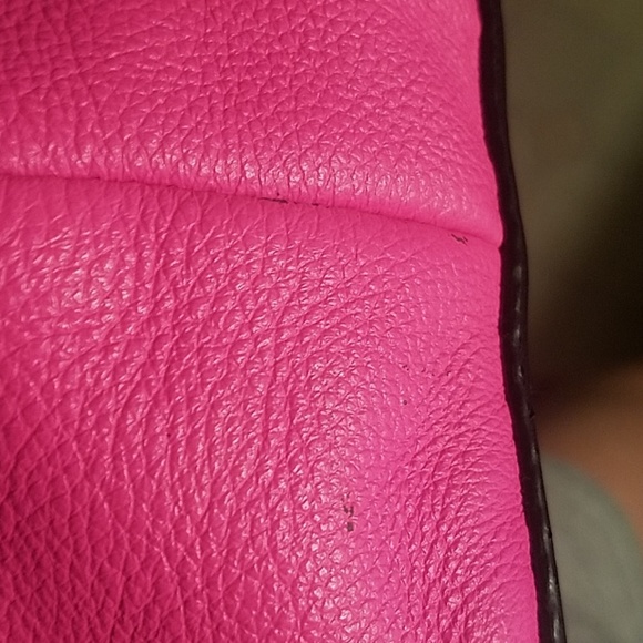 My Kate Spade Tech bag! isn't it adorable - Picture 7 of 8